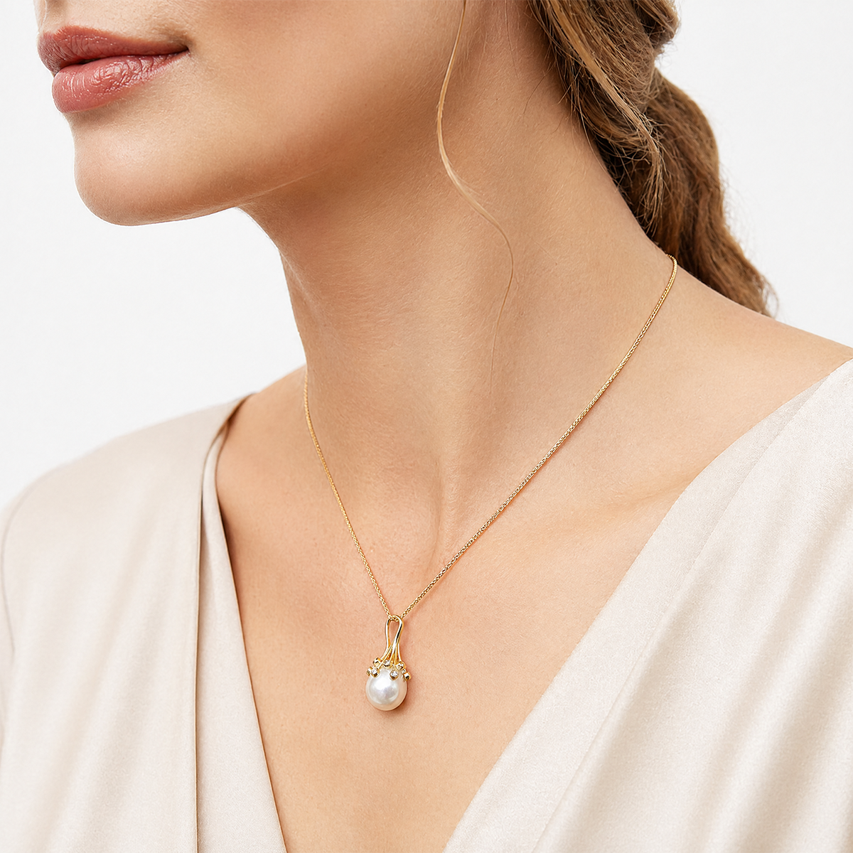 Aurora Umbrella Pearl Necklace 3