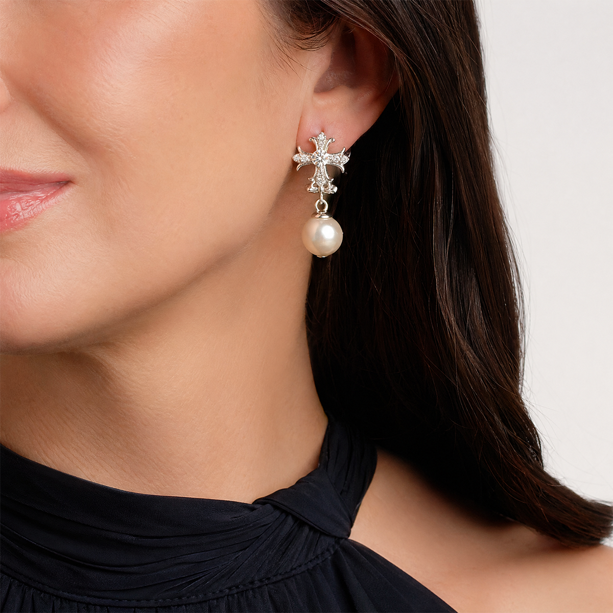 Cross Motif Akoya Glow Earrings 4