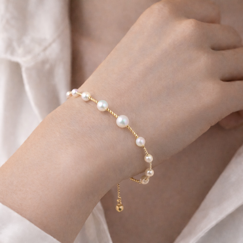 Graduated Aurora Pearl Station Bracelet 2