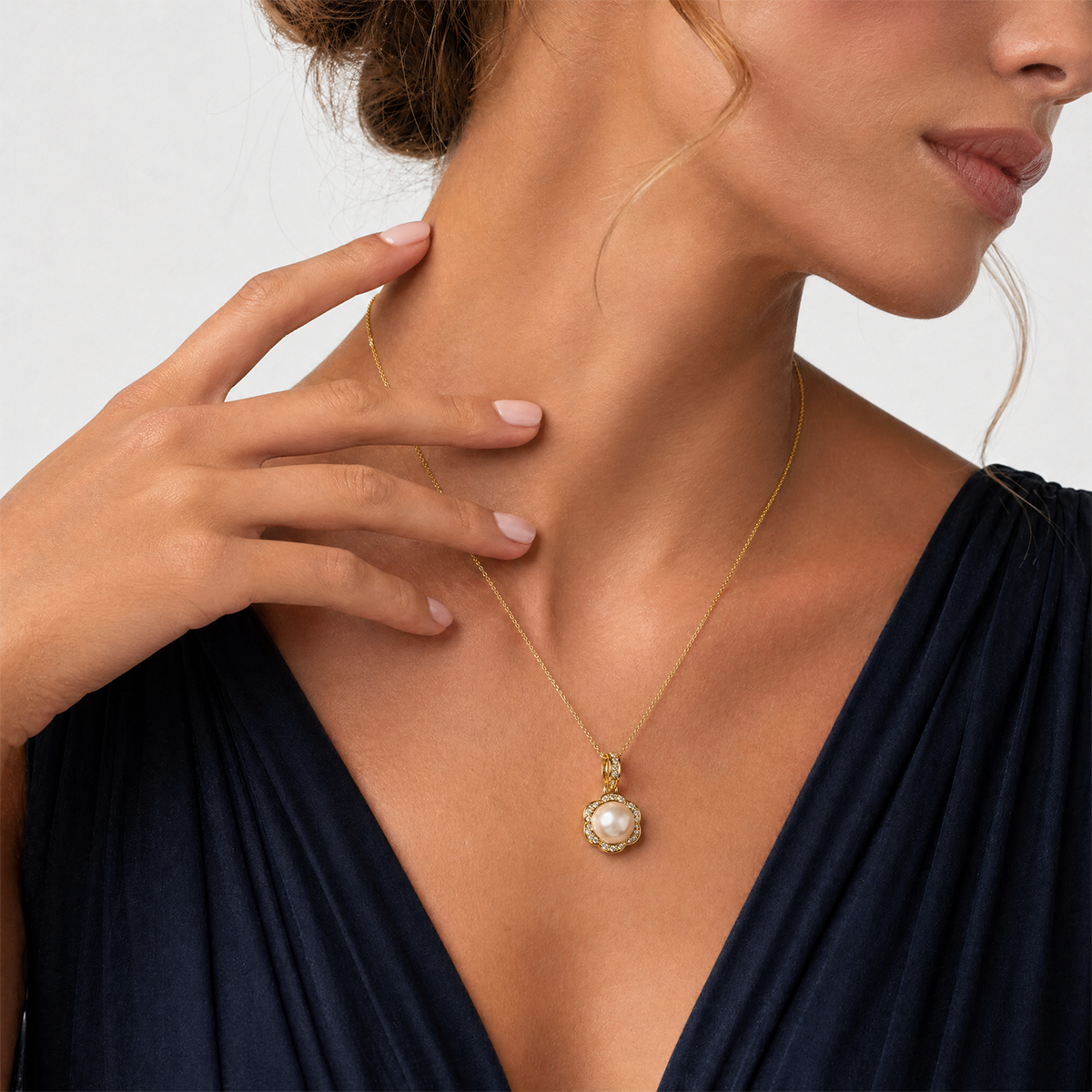 Sunlit Bloom Golden Pearl Necklace 2